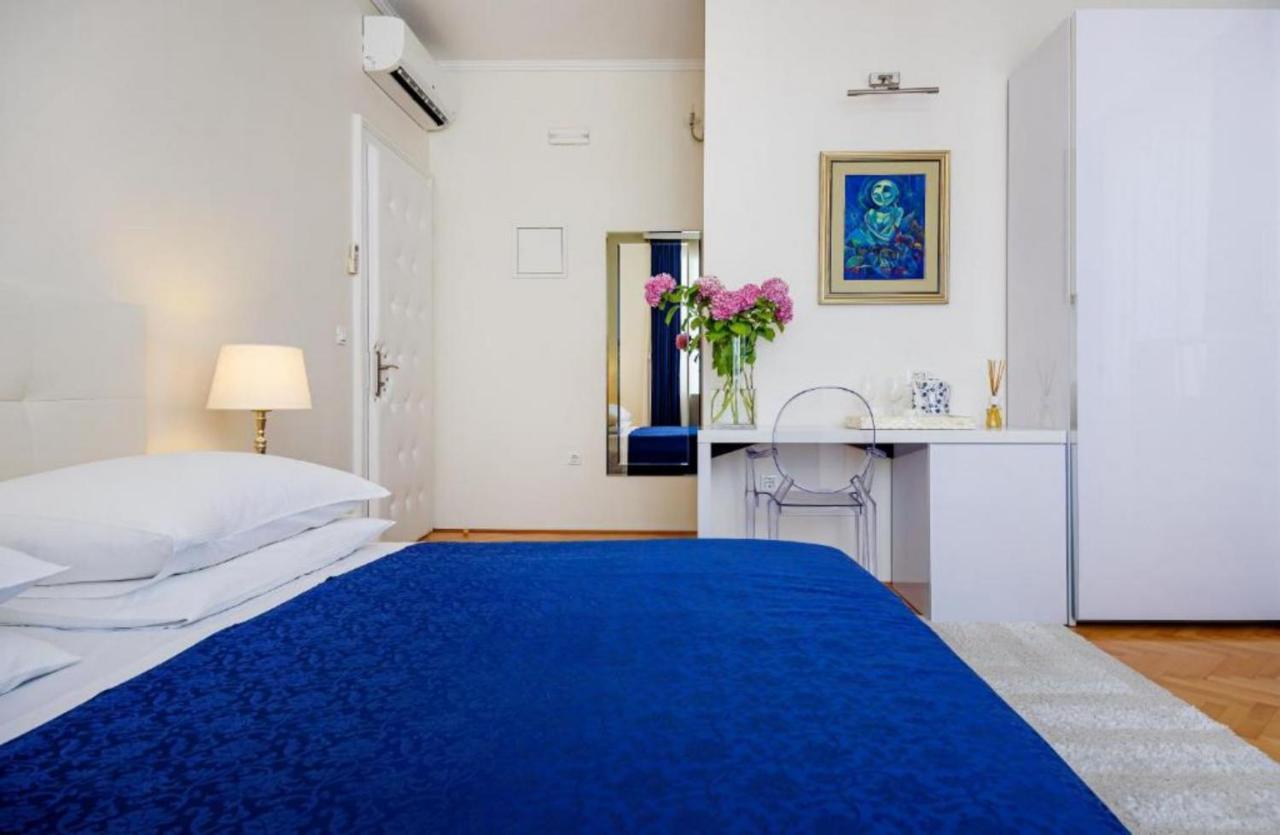 Palace Schoen Milesi - Esense Of Prestige - Private Pool - Free Parking - Old Money Style Luxury Rooms - Walking Distance To The Old Town, The Beach And All Amenities - Buralux Properties Split Eksteriør billede